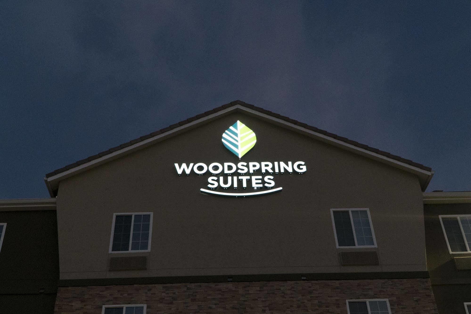 Woodspring Suites Bakersfield East Extérieur photo