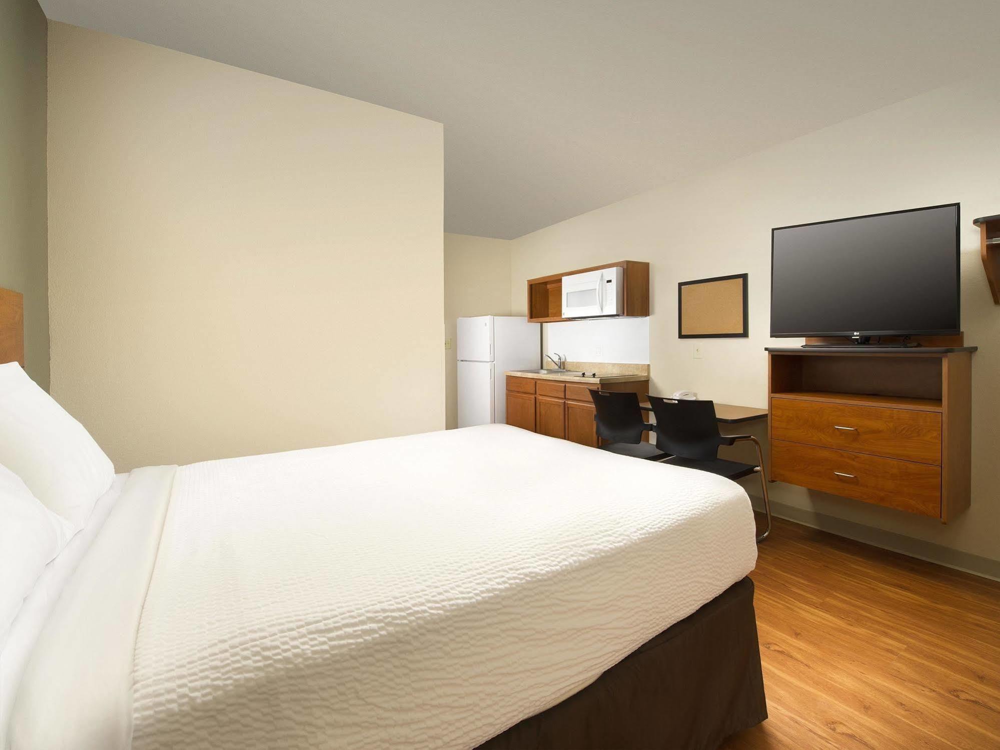 Woodspring Suites Bakersfield East Extérieur photo